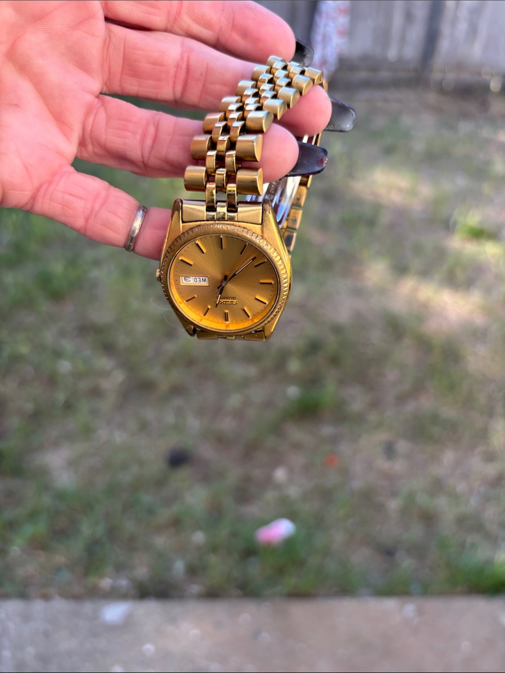 Seiko Gold-Tone Men's Bracelet Watch with Day-Date - Picture 5 of 9